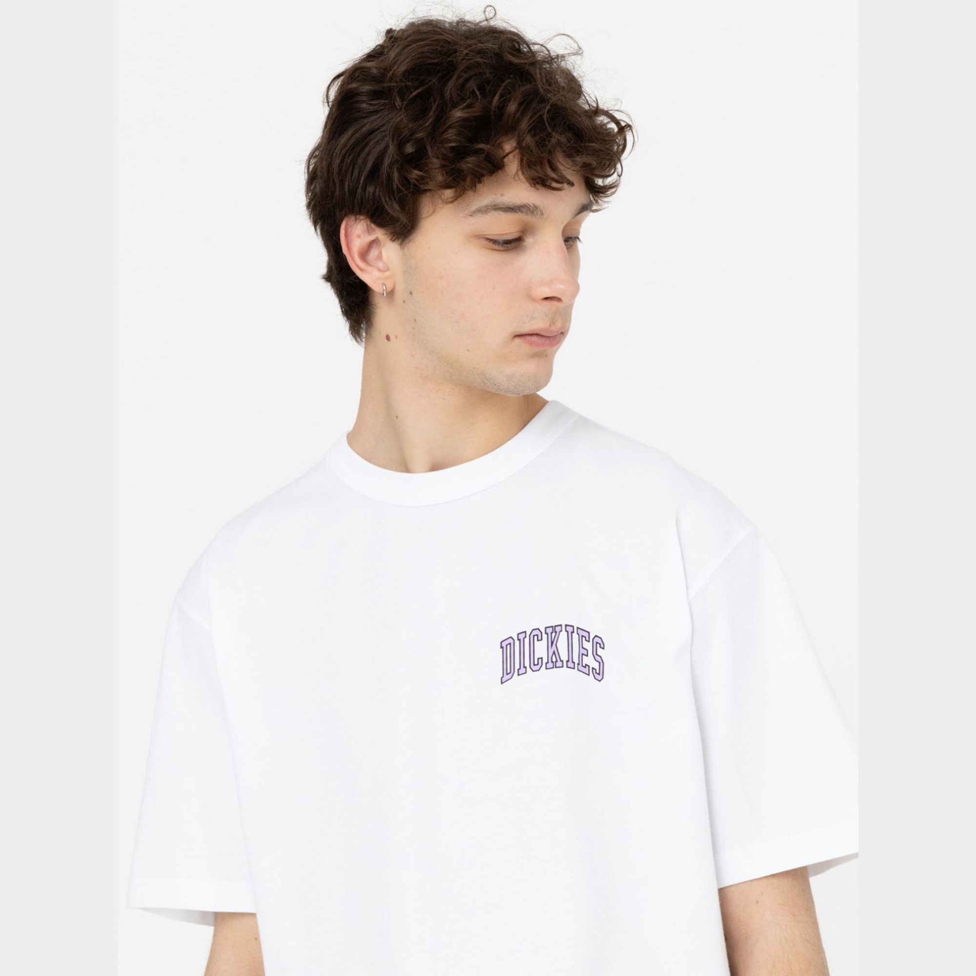 AITKIN CHEST TEE WHITE